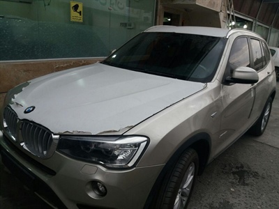 صافکاری بی رنگ bmw